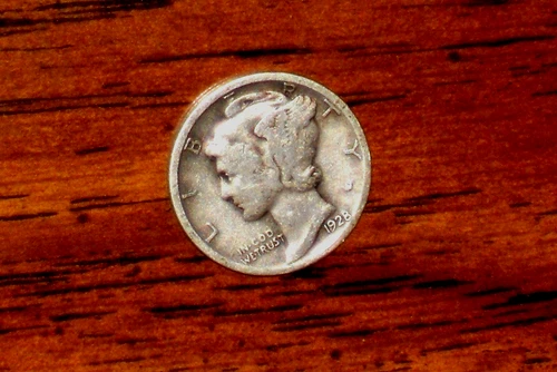 1928 SILVER MERCURY DIME - GRADES "FINE"