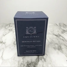 NIB Aquiesse Moonlit Petals Candle 6.5 oz