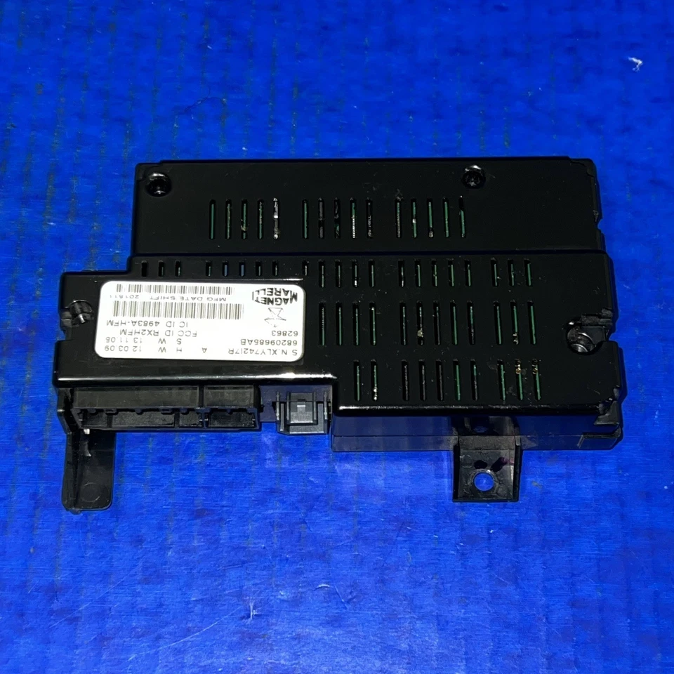 2014 2015 2016 2017 14 15 16 Dodge Chrysler Telematics Uconnect módulo Bluetooth Foto 2 de 4