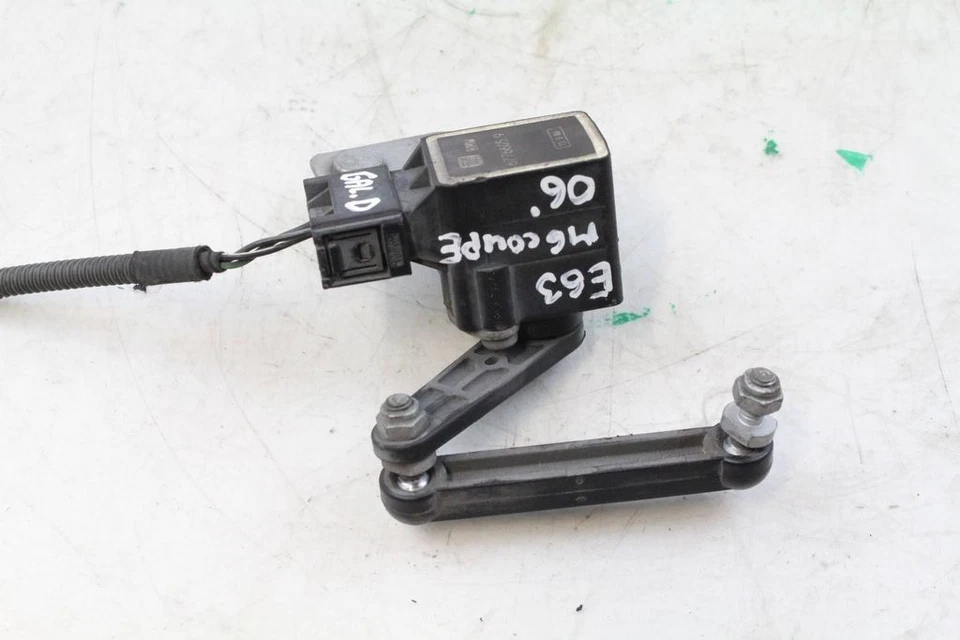 BMW E81 E87 E46 E90 E92 E39 E60 F07 F10 E63 REAR AXLE RIGHT LEVEL SENSOR 6752797 - Image 3 of 4