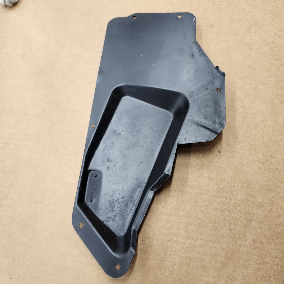 C3 Corvette DERECHA Ventana Eléctrica Cubierta Motor Puerta Pasajero Placa de Acceso 68-77 OEM Foto 2 de 4