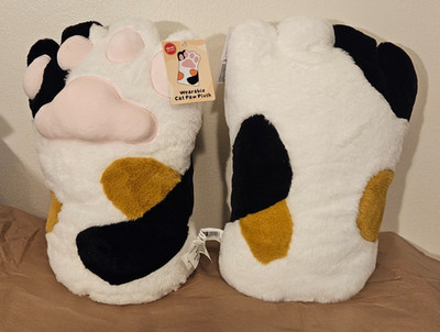 Lot of 2 Exclusive Round1 Wearable Furry Cat Paw Plush Gloves 14'' Plush NWT Lot