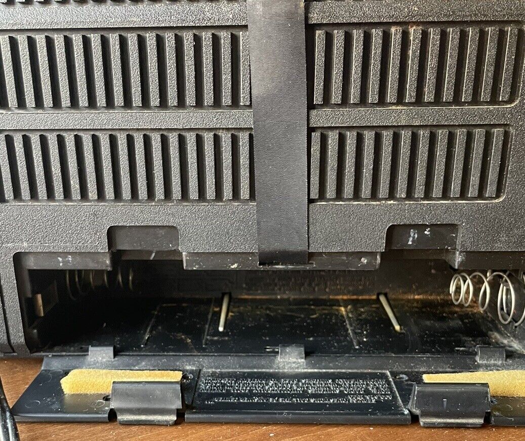 Vintage 1980 General Electric 7-2881C AM FM Radio TESTED Vintage 1980 General Electric 7-2881C AM FM Radio TESTED