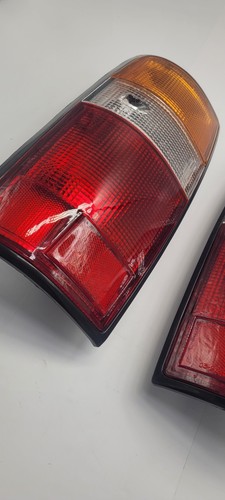 Taillights Fits TOYOTA FJ80 LAND CRUISER - Picture 4 of 10