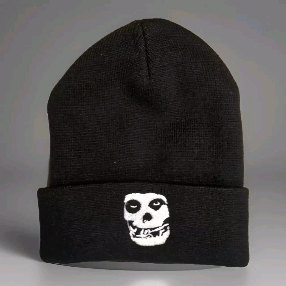 Auténtico - MISFITS - Gorro Tejido Negro Logo NUEVO Cálido Sombrero Gorra Aislada  Foto 2 de 3