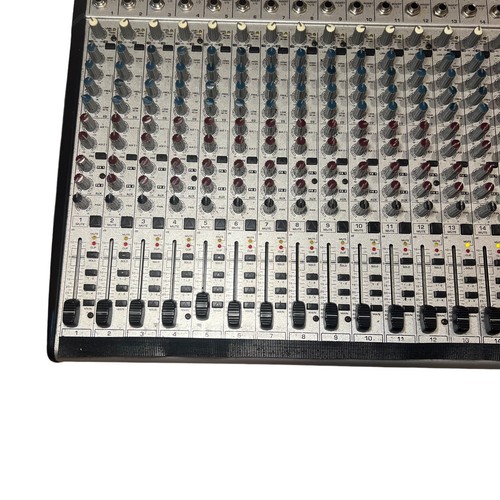 Behringer Eurodesk SL2442FX-Pro 24 Channel Studio Mixer Soundboard WITH CASE - Picture 6 of 14