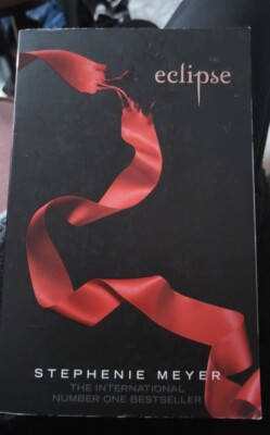 Eclipse (Twilight Series) von Stephenie Meyer. 3./4. Bücher