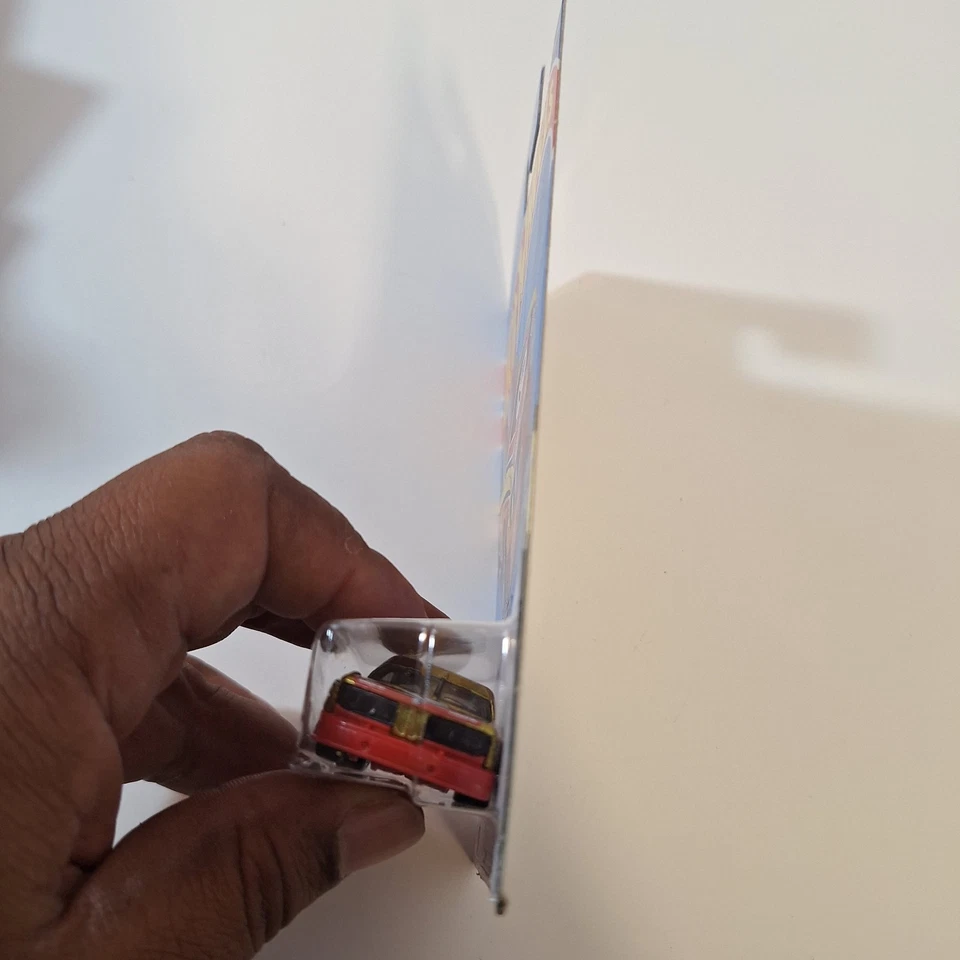 Hotwheels SUPER TREASURE HUNT 73 BMW 3.0 CSL coche de carreras retro corredores 2/10 Foto 4 de 4