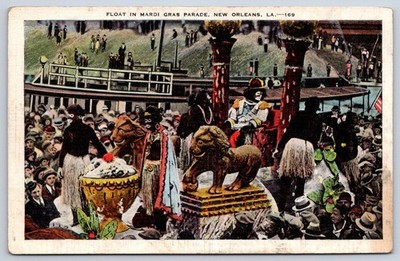 Vintage Louisiana Postcard NEW ORLEANS Mardi Gras Parade Float