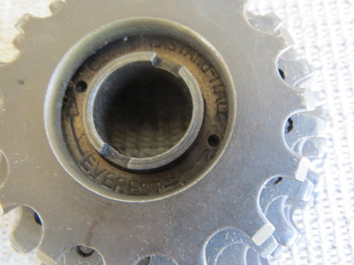 EVEREST ORO FREEWHEEL 6 SPEED.15-24 ROAD RACING COGS VINTAGE - Picture 2 of 3