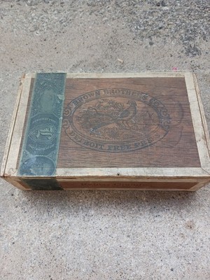 1901 Antique  Brown Brothers Co. Detroit,MI.  Detroit Free Press. Wood Box Rare