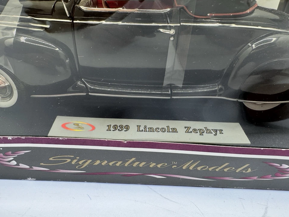 1939 Lincoln Zephyr 1/18 Black Convertible Diecast Car By Signature Models NRFB - Image 2 of 4