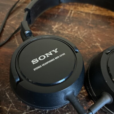 Sony MDR-ZX100 Stereo Headphones (Black) Tested and Working Padded
