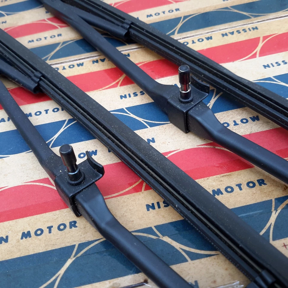 Limpiaparabrisas original DATSUN NISSAN C130,810,A10,GPA10,S10 NUEVO × 1 par Foto 3 de 4