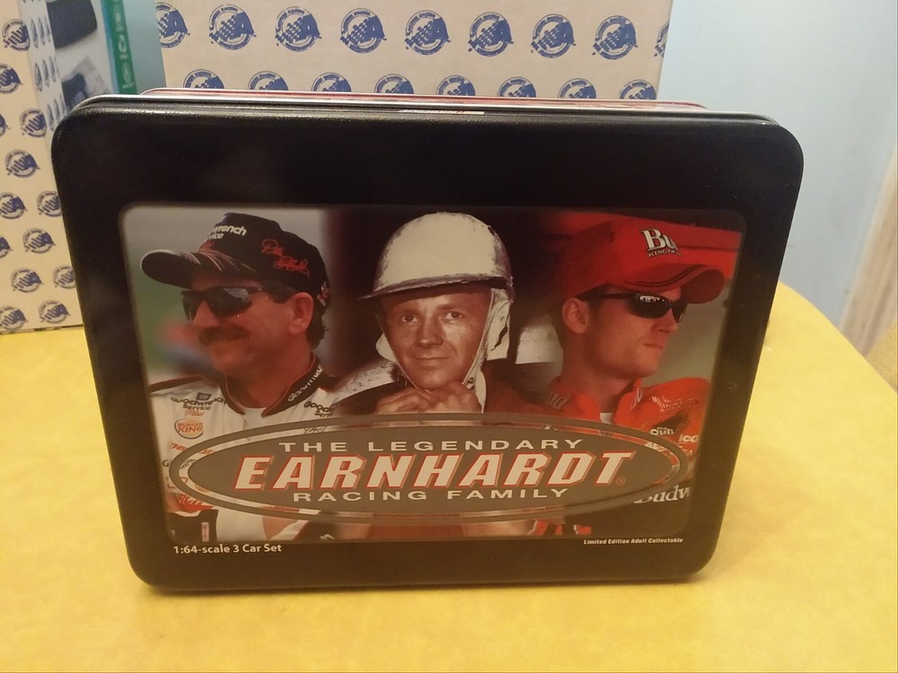 The Legendary Earnhardt Family 3-car Tin  1/64 2000