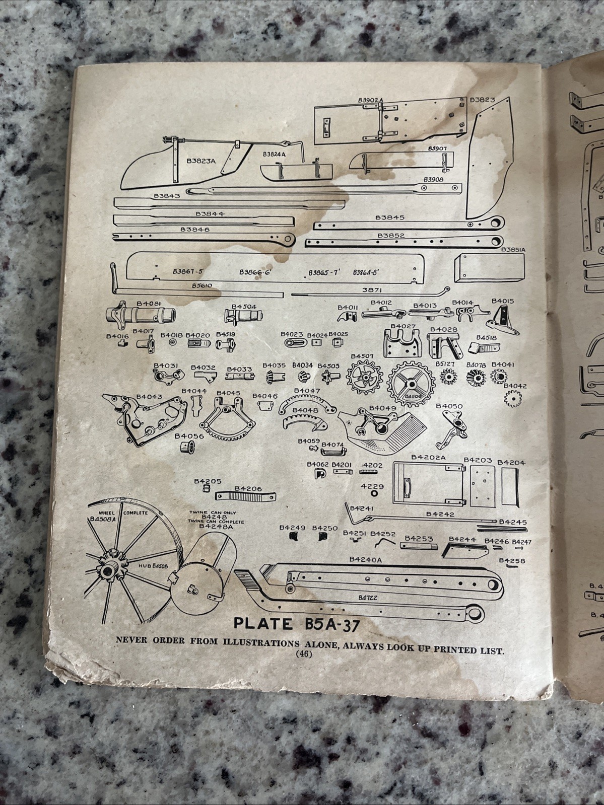 Antique IH McCormick-Deering Horse Drawn No6 & 6A Corn Binders Owners Guide Book