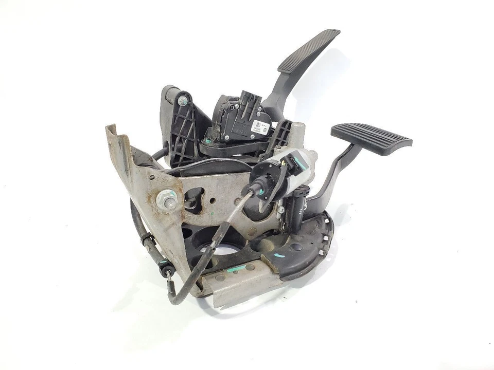 GMC Sierra 1500 2009 acelerador OEM con pedal de freno Foto 4 de 4