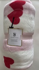 VICTORIA'S SECRET SHERPA BLANKET HEARTS PINK FLEECE THROW VALENTINES DAY 50"x60"