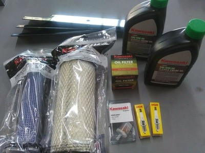 Scag Cheetah 61'' Cut Tune Up Kit w Blades (Kawasaki FX) 10W40