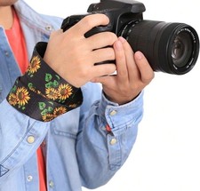 STRAPS CAMERA