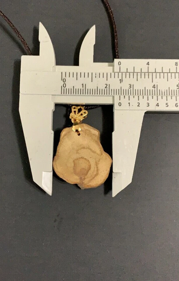 Colgante de madera de agar natural collar tejido ajustable Foto 4 de 4