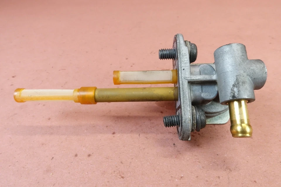 Yamaha V Star 650 XVS650 1998-2015 tanque de gasolina llave de combustible Foto 4 de 4