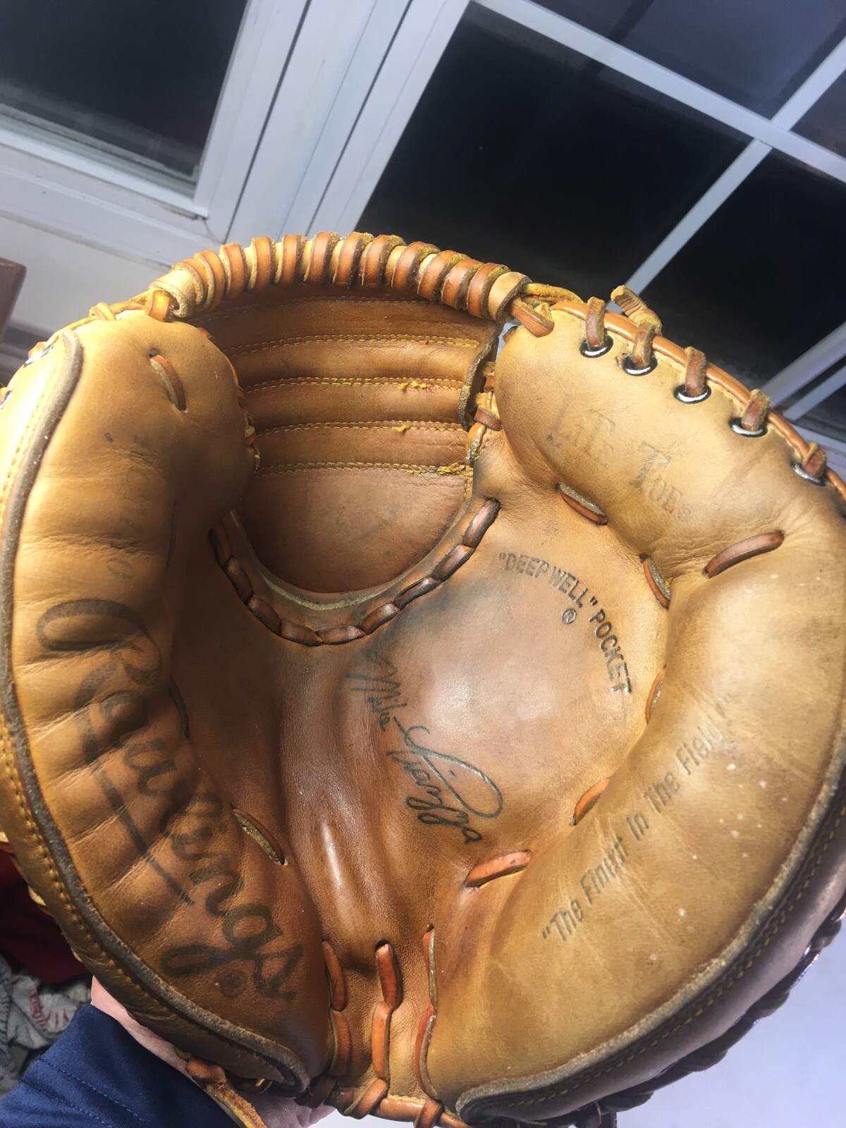 RAWLINGS RCM30 31” CATCHER’s MITT GLOVE Mike Piazza Mod Fast Back Lite