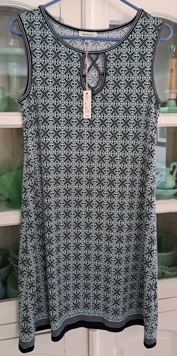 Max studio keyhole dress clearance