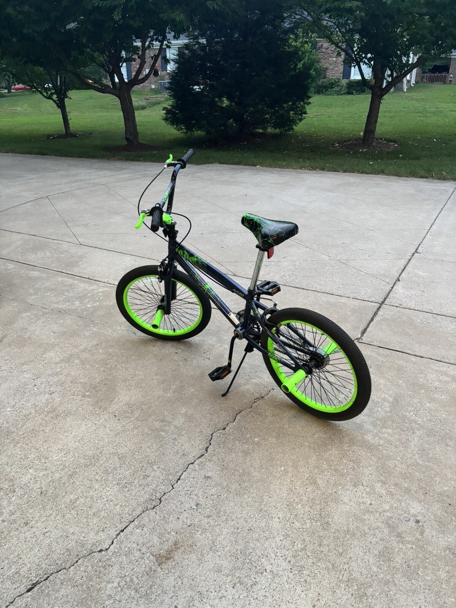 Boys Bike Avigo Freestyle Fade Bike Avigo 20” Fade Boys Bike