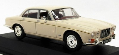 Vanguards Maßstab 1:43 Modellauto VA08610 - Jaguar XJ6 Serie 1 Old English White