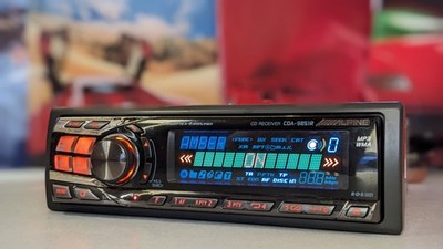 Alpine CDA-9851R MP3/WMA CD-Receiver Motorpanel 50 x 4 Watt