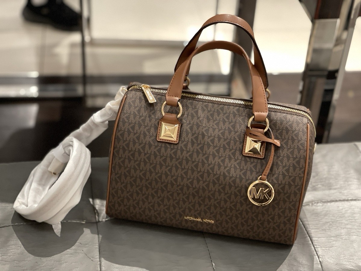 MICHAEL KORS Grayson Medium Signature Logo Duffel Bag brown | eBay