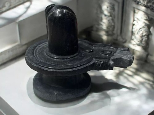 24 " Schwarz Marmor Shivling Heilig Shiva Lingam Statue Handgemacht Hindu Gott - Picture 3 of 8