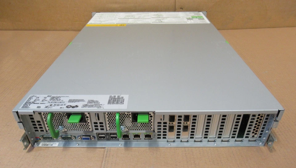 Fujitsu Primergy RX300 S6 Quad Core E5630 2.53GHz 8GB Ram 3.6TB Bay Server - Image 2 of 3