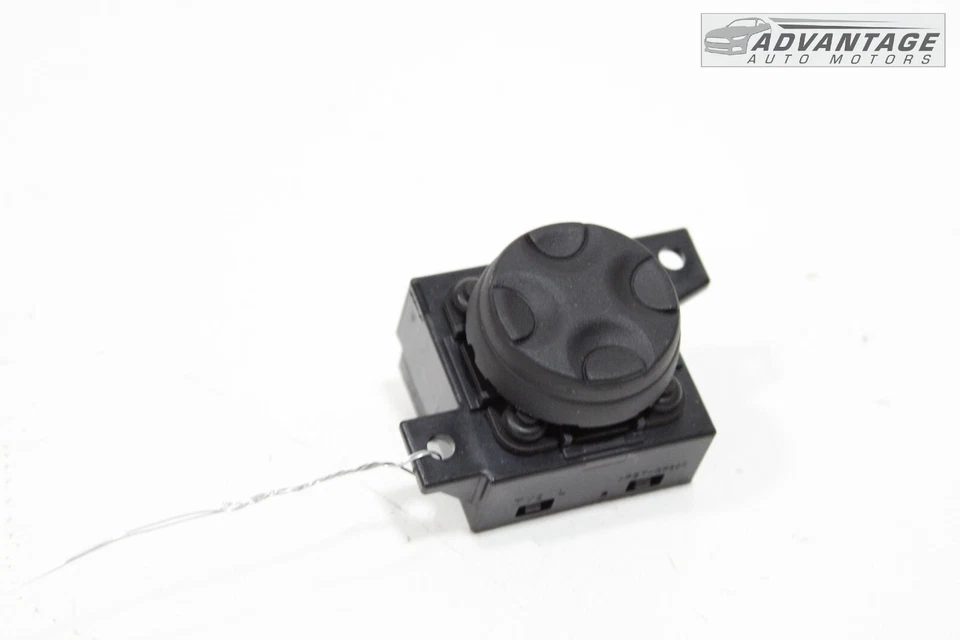 2017-2020 HONDA CR-V FRONT FRONT LEFT DRIVER SEAT LUMBAR SWITCH BUTTON OEM - Image 2 of 4