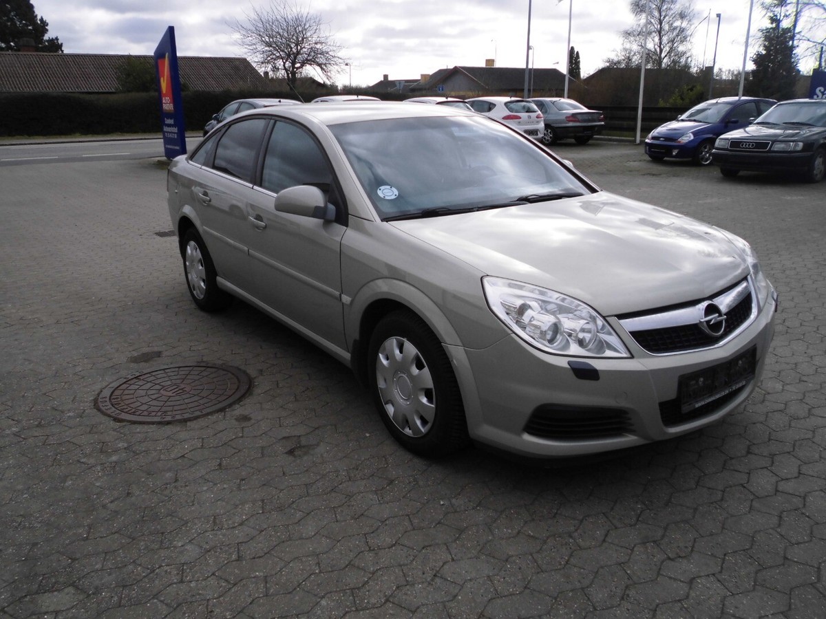 Opel vectra 2012