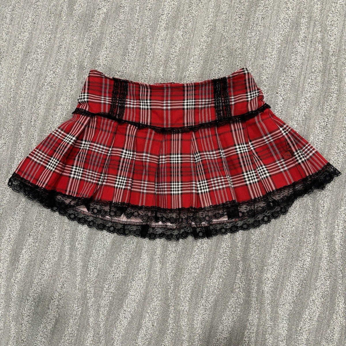 Lace Zip Red Lace Zip Red