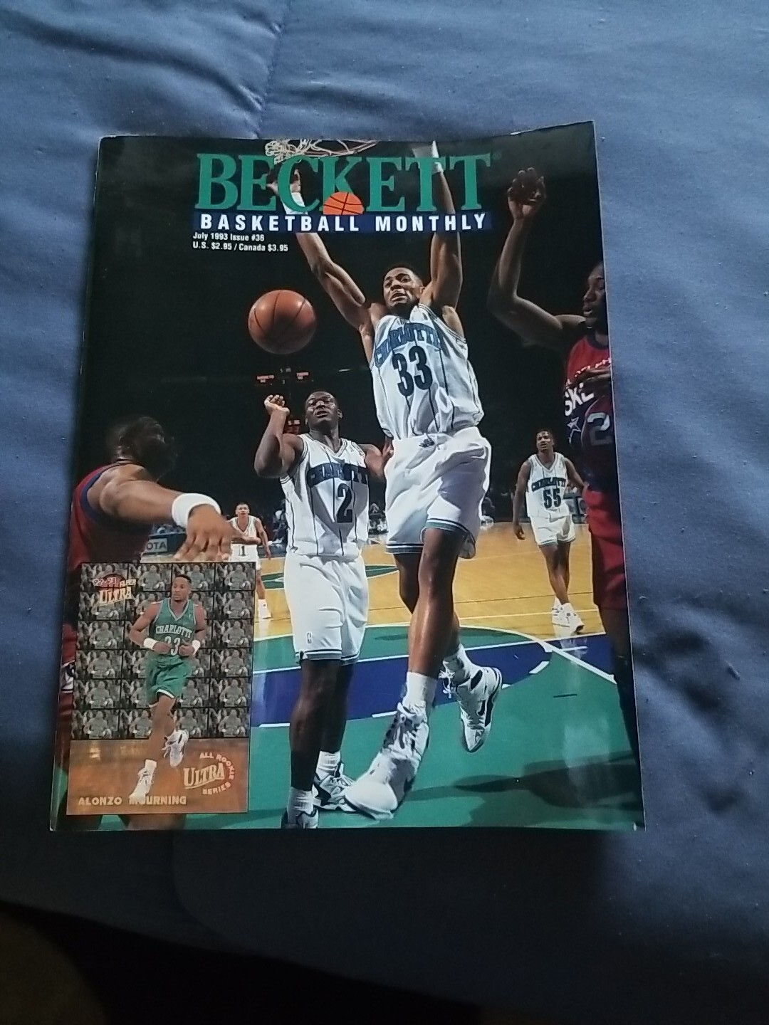BECKETT BASKETBALL MONTHLY #36 (1993) Alonzo Mourning, Charlotte Hornets