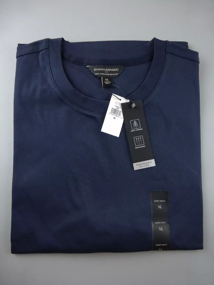 Crew neck collared deals shirt