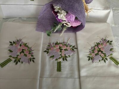 Rich bed sheet in pure linen with Flowers handmade