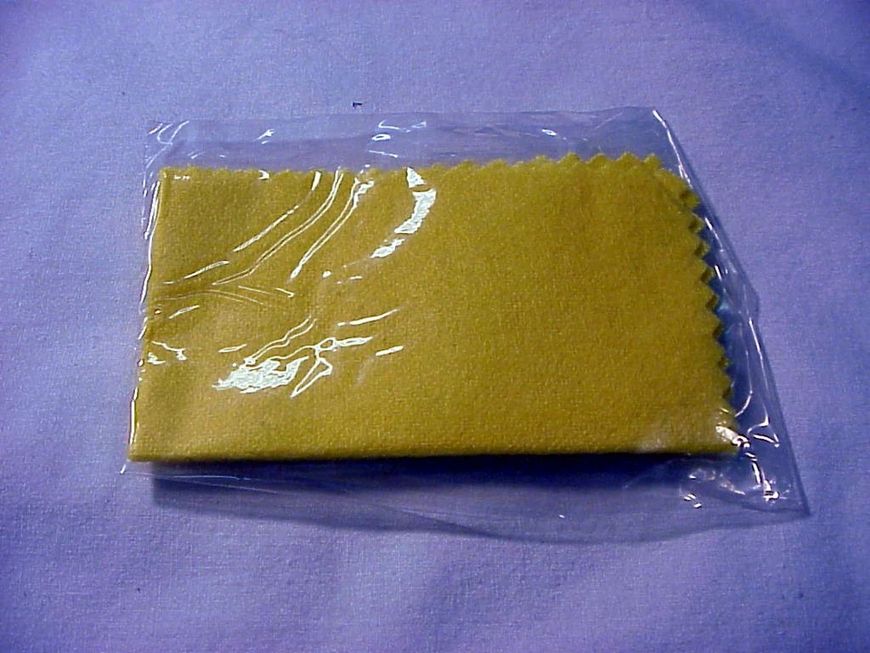 8x21 DCF Vanguard Binoculars boxed,soft case & hard case,strap,warranty New $43 - Image 4 of 4