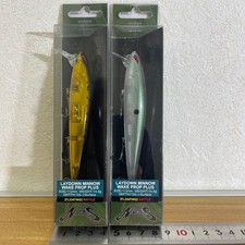 Set of 2 NORIES LAYDOWN MINNOW WAKE PROP PLUS Bass Fishing Lures
