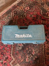 Makita 9-inch Angle Grinder 240V