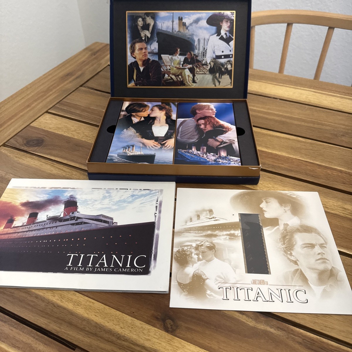 THE TITANIC COLLECTION タイタニック・コレクション The Titanic is now available as a candy toy plastic model! I
