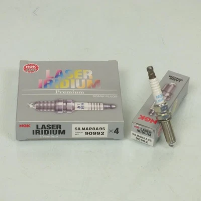 Bougie d'allumage NGK pour Deux Roues Honda SILMAR8A9S / 90992 / 31909-MJP-G51 - Photo 1/4