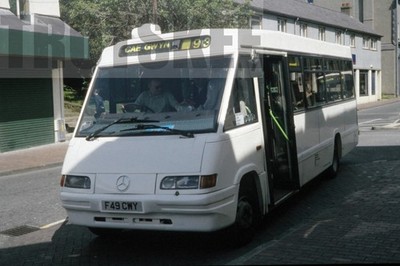 35mm Farbschieber Sureway Reisebusse Mercedes Benz 811D F49CWY in 2000