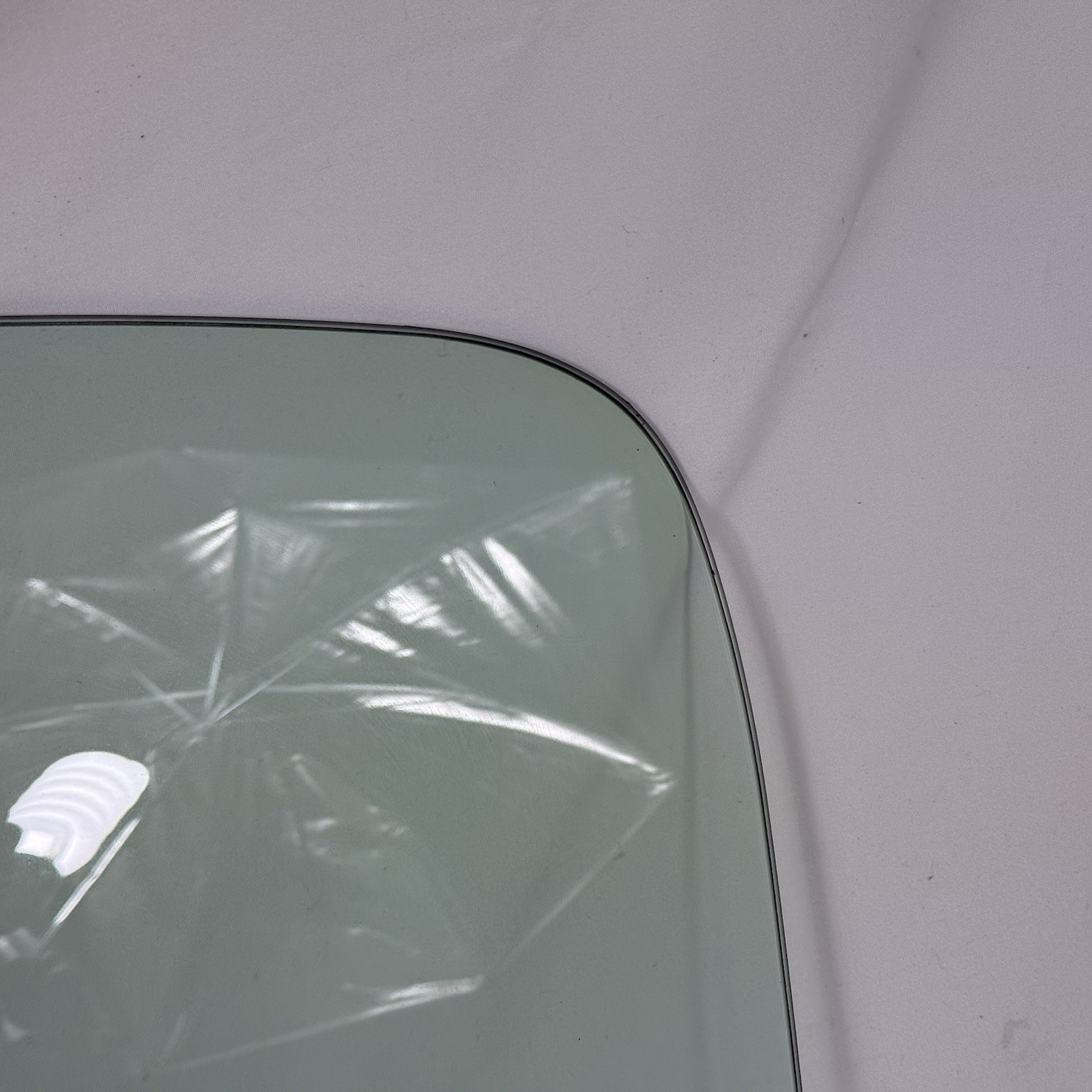03-13 Maserati Quattroporte M139 Rear Left Side Door Window Glass OEM 57k