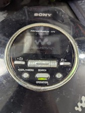 Sony Walkman D-NE520 Walkman LCD Attac3plus MP3 CD Player POWERS On UNTESTED