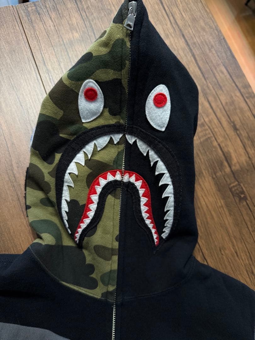 A BATHING APE Quilted WGM Shark Zip Parka M thumbnail 2