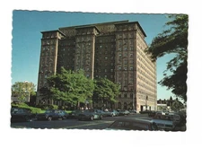 Mackenzie Hall Wayne State University vintage postcard unposted